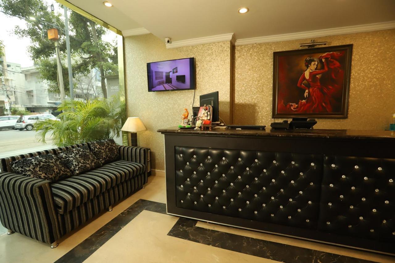Hotel Capitol Hills - Greater Kailash Delhi Nové Dillí Exteriér fotografie