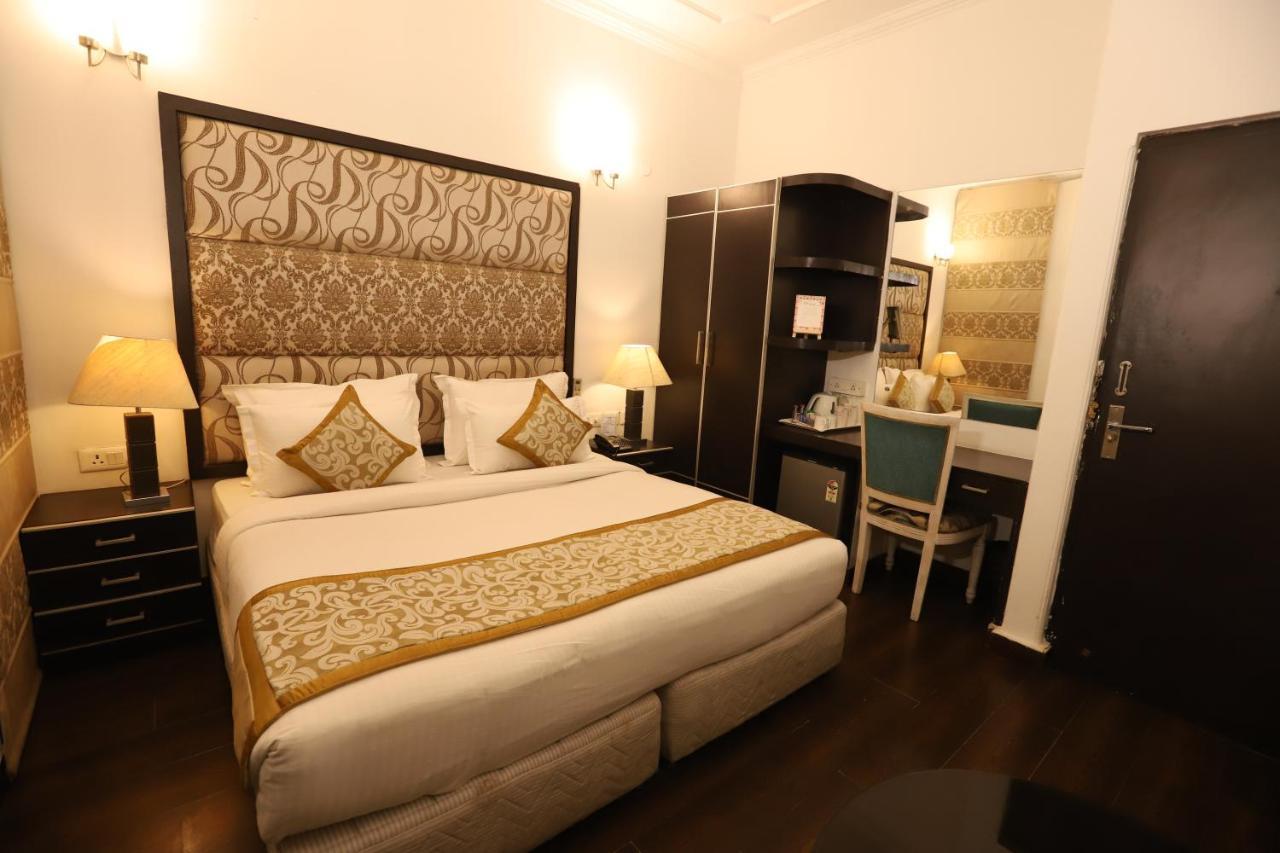 Hotel Capitol Hills - Greater Kailash Delhi Nové Dillí Exteriér fotografie