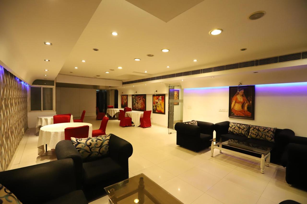 Hotel Capitol Hills - Greater Kailash Delhi Nové Dillí Exteriér fotografie